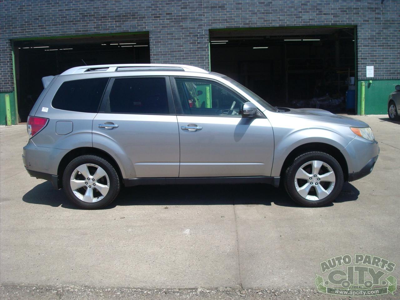 Subaru Forester 2.5XT Limited 2011