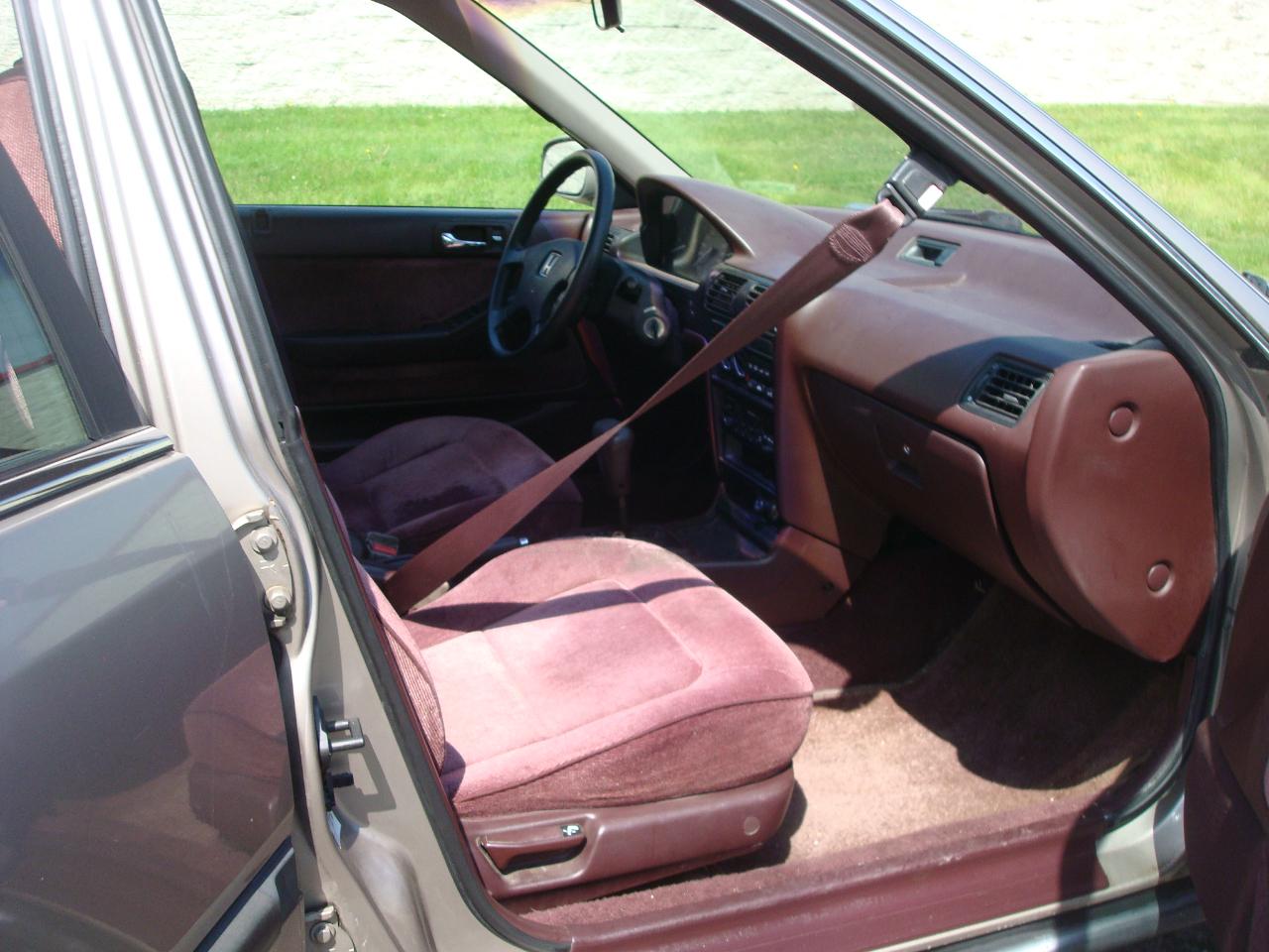 Honda Accord LX sedan 1991