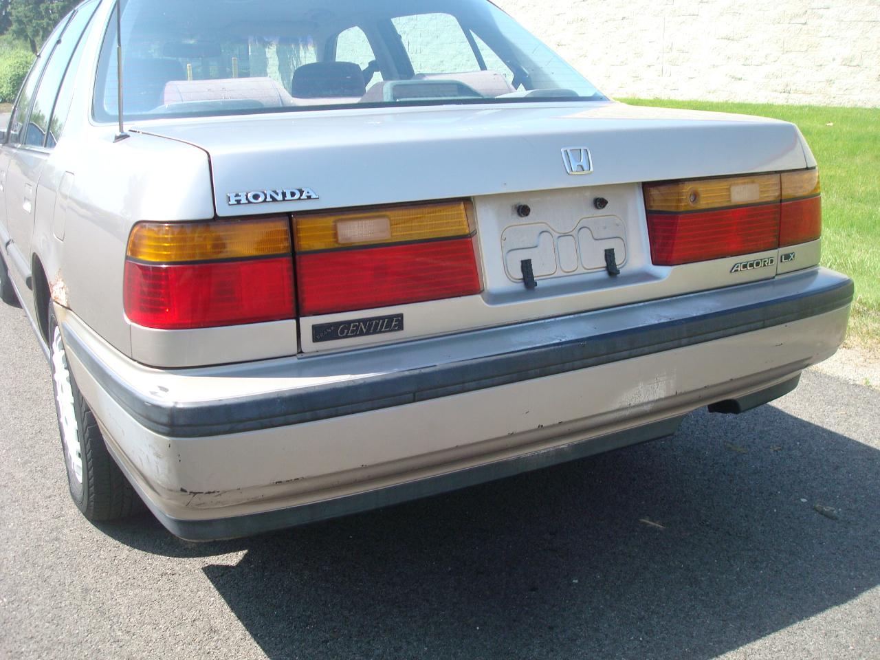 Honda Accord LX sedan 1991
