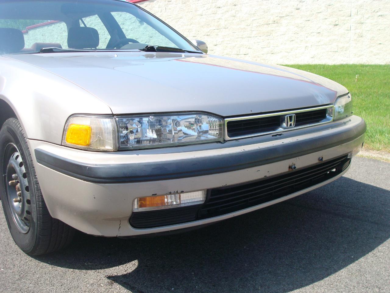 Honda Accord LX sedan 1991