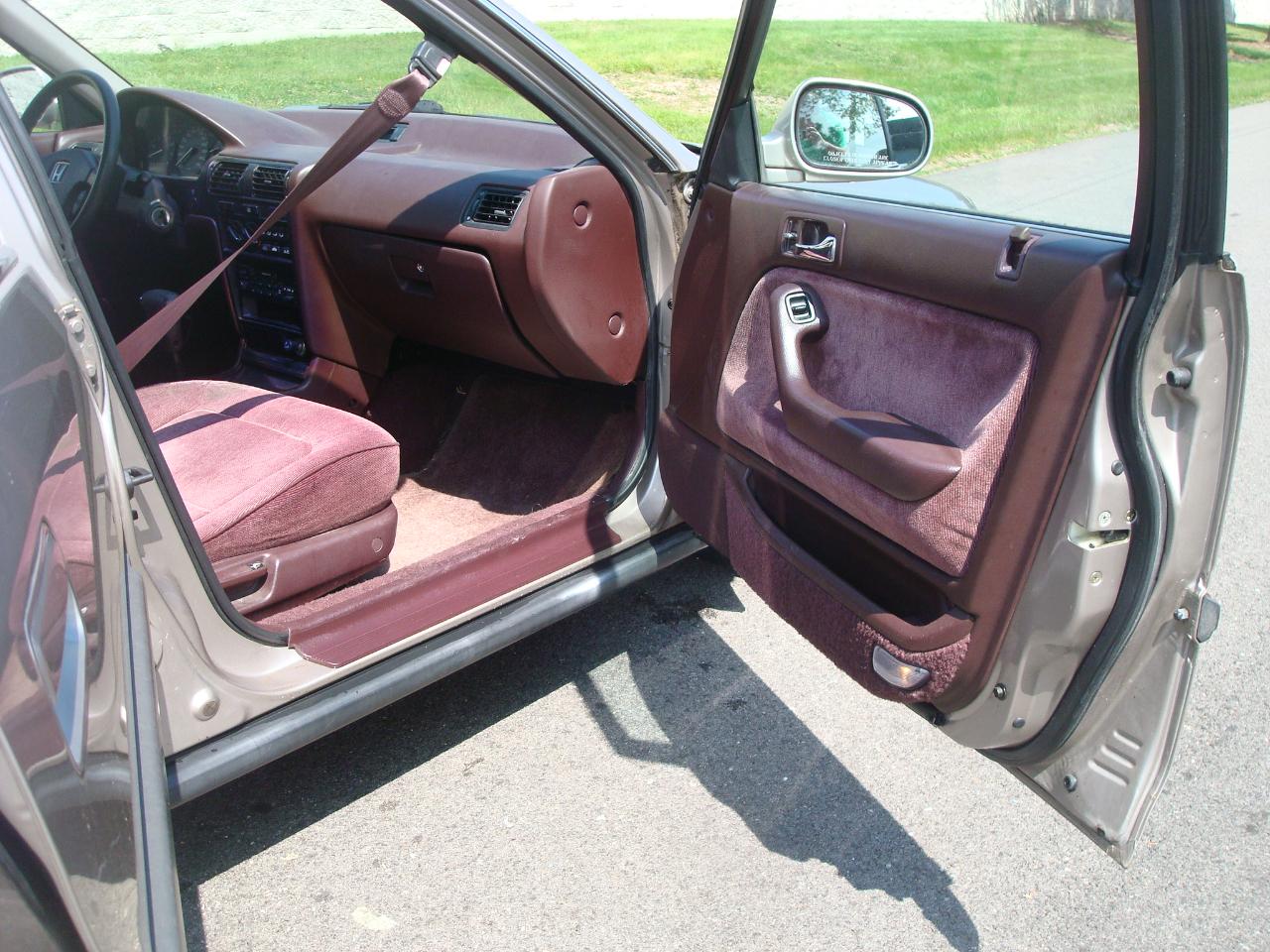Honda Accord LX sedan 1991