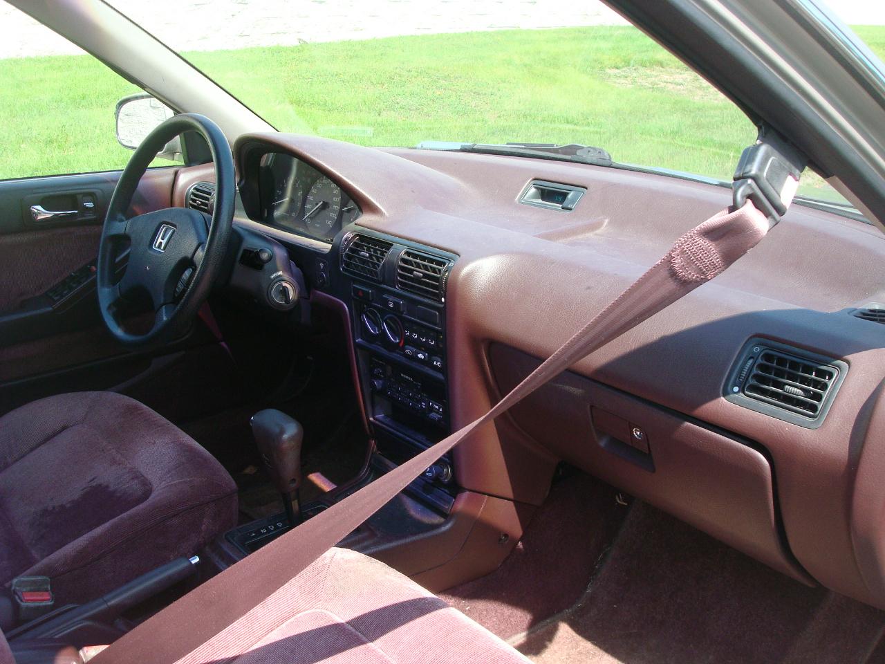 Honda Accord LX sedan 1991