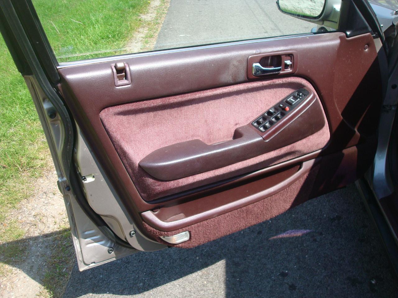 Honda Accord LX sedan 1991