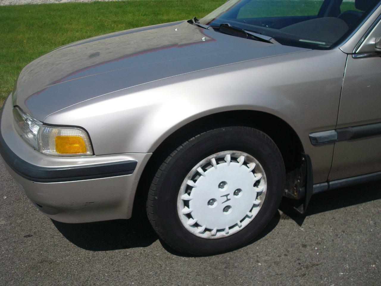 Honda Accord LX sedan 1991