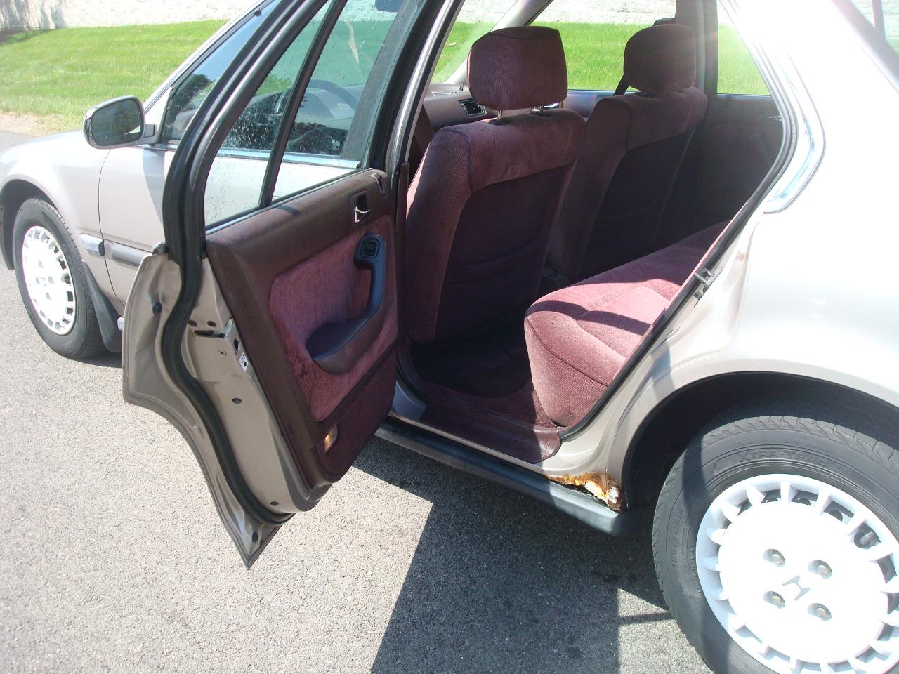 Honda Accord LX sedan 1991