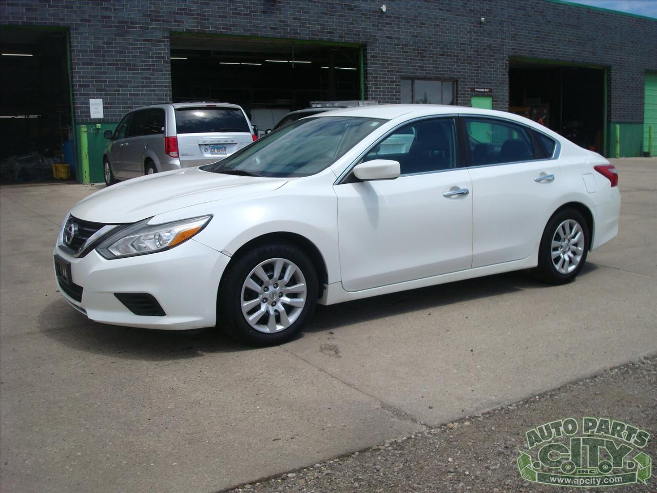 Nissan Altima 2.5 Sedan 2016