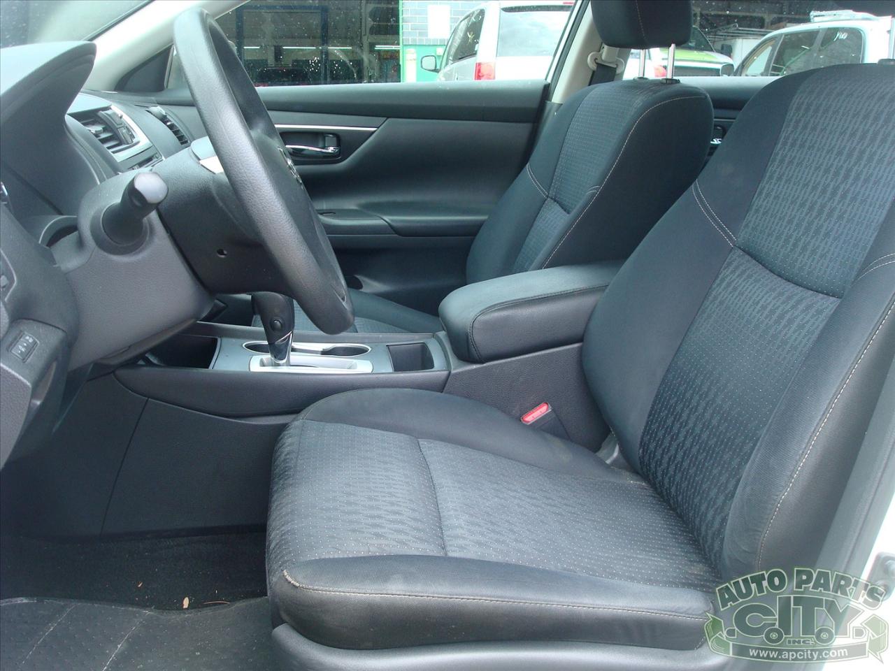 Nissan Altima 2.5 Sedan 2016