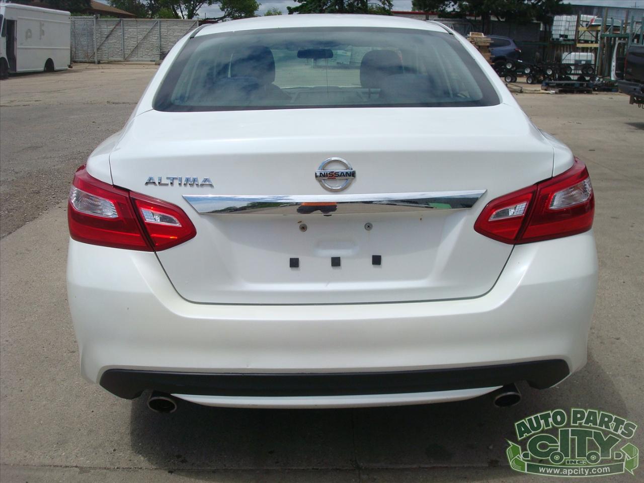 Nissan Altima 2.5 Sedan 2016