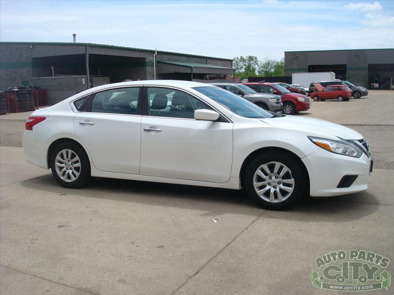 Nissan Altima 2.5 Sedan 2016