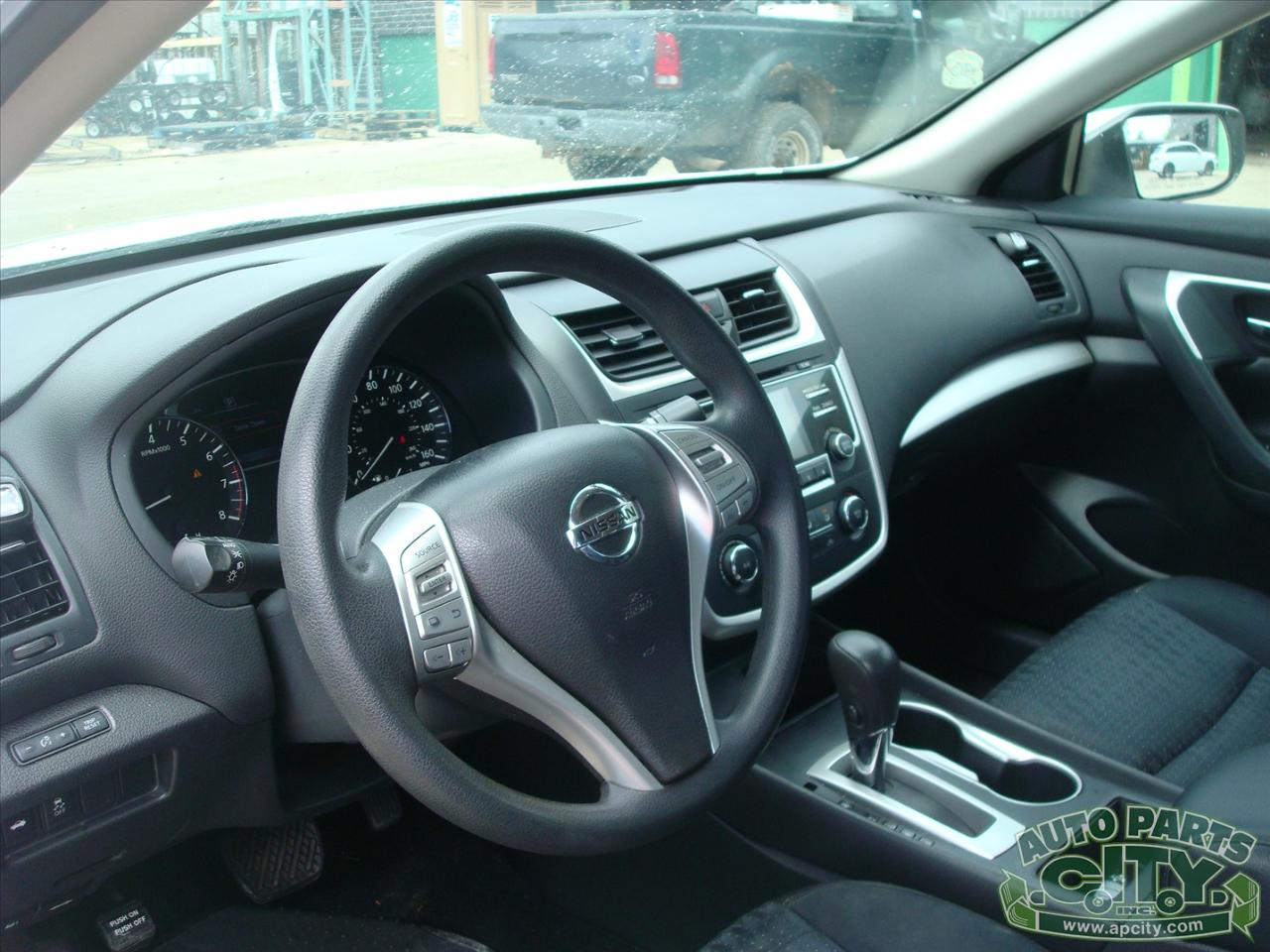 Nissan Altima 2.5 Sedan 2016