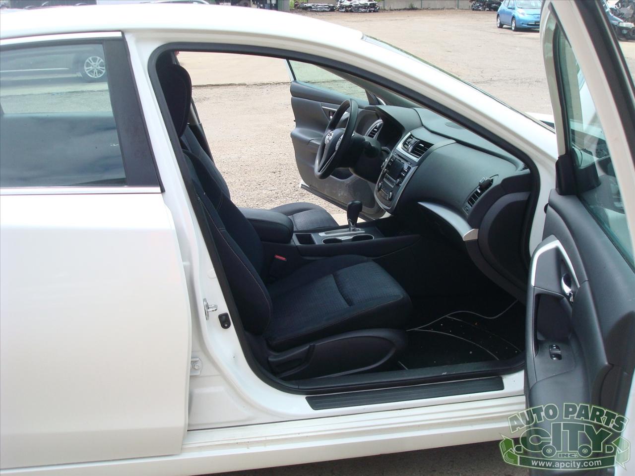 Nissan Altima 2.5 Sedan 2016