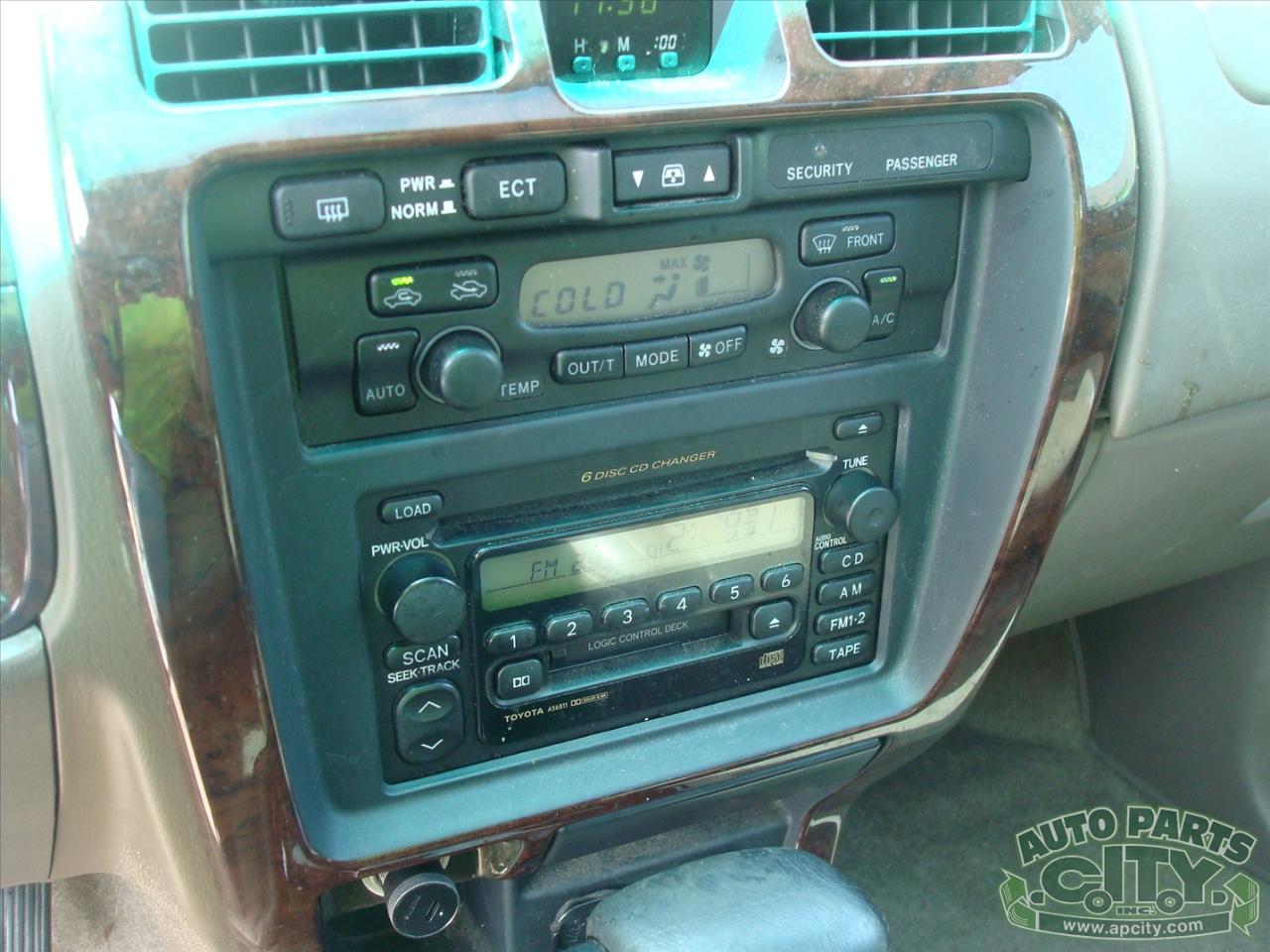 Toyota 4Runner Limited 2WD 2001