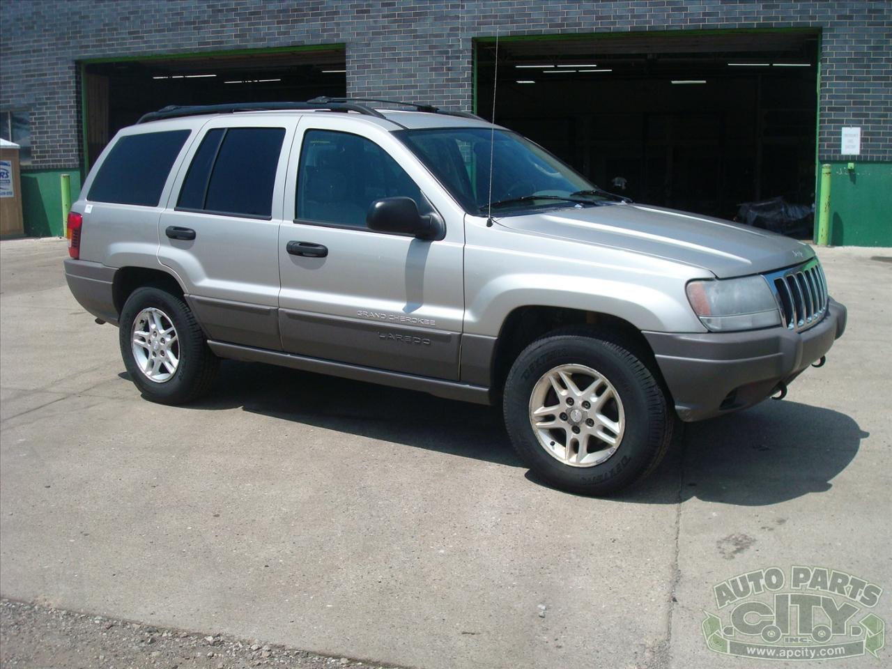 Jeep Grand Cherokee Laredo 4WD 2003