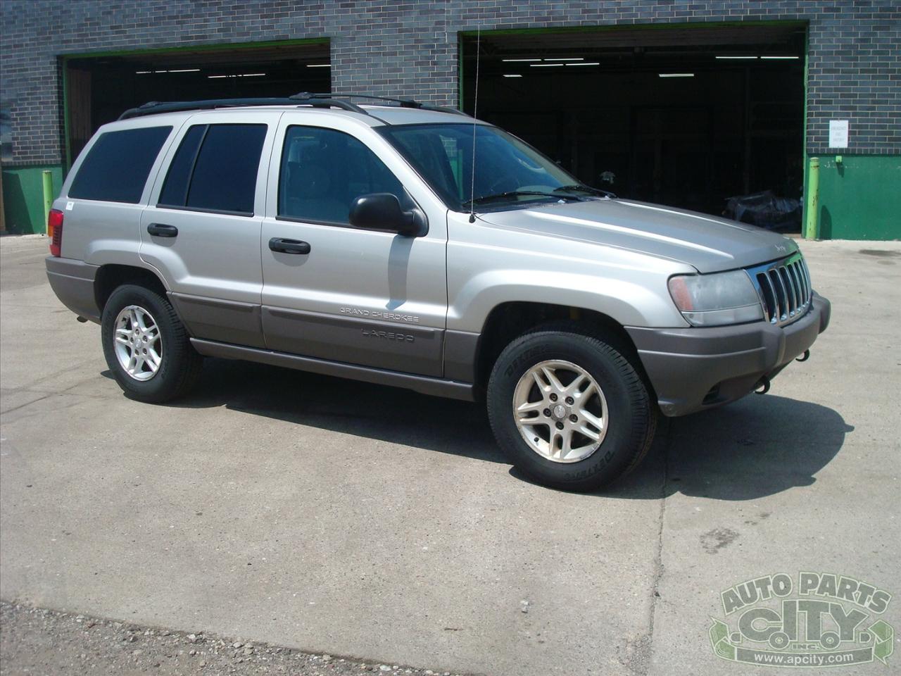 Jeep Grand Cherokee Laredo 4WD 2003