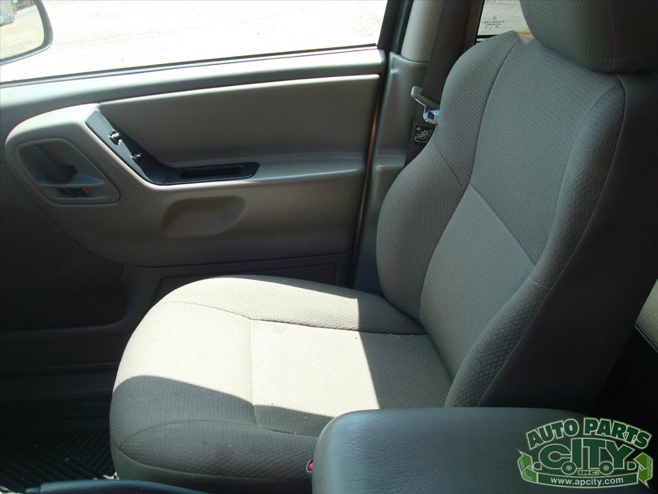 Jeep Grand Cherokee Laredo 4WD 2003