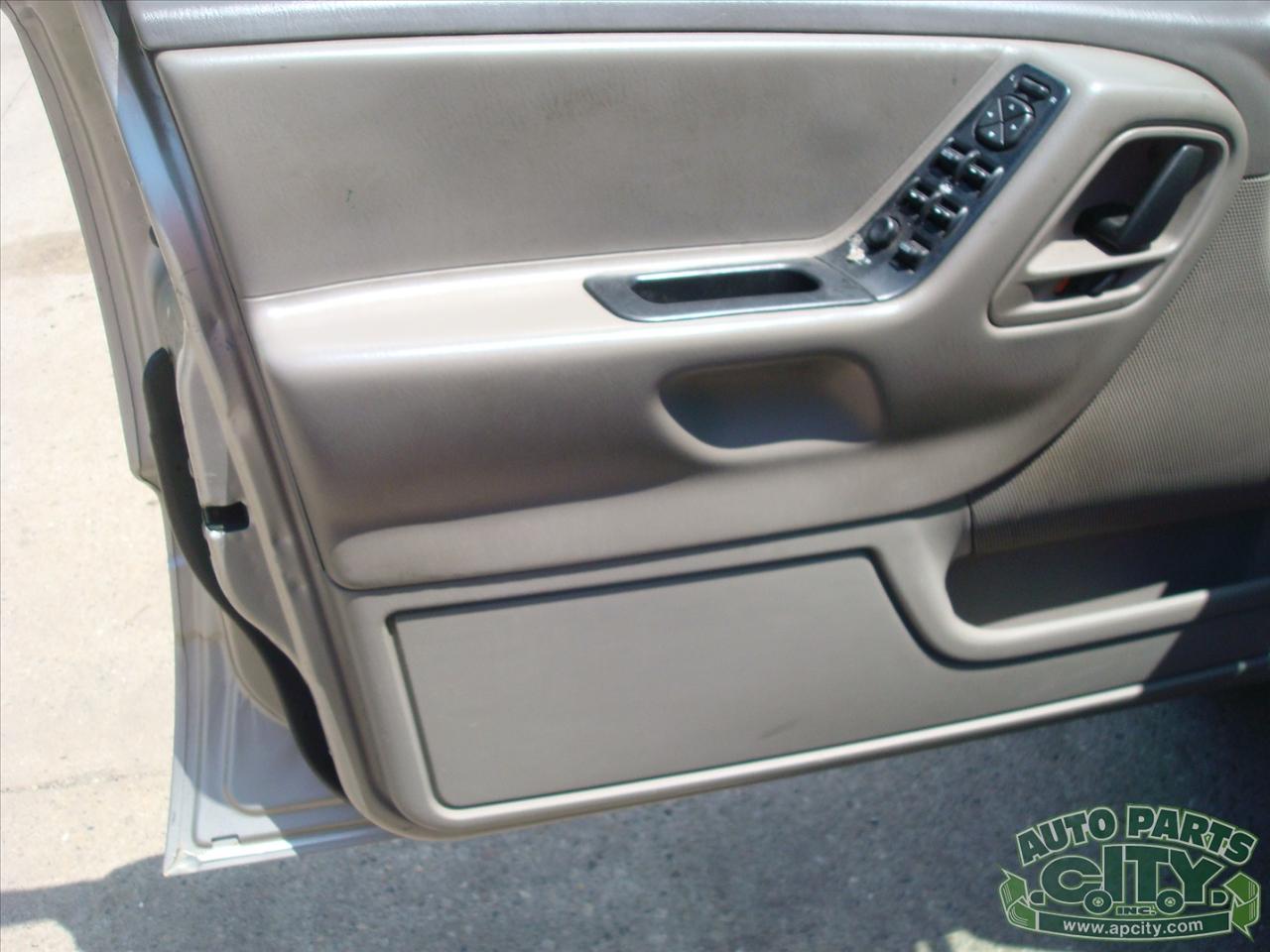 Jeep Grand Cherokee Laredo 4WD 2003