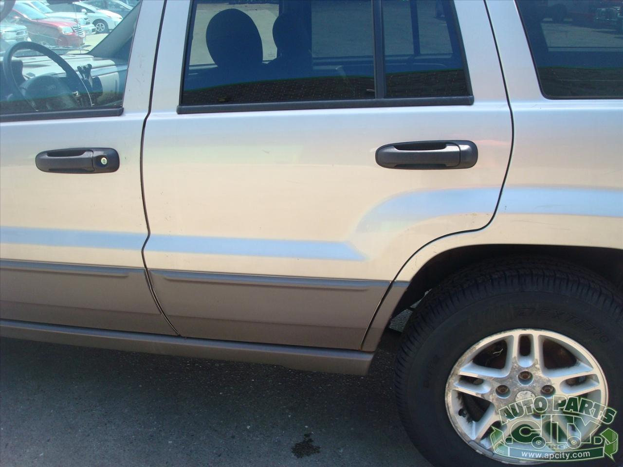 Jeep Grand Cherokee Laredo 4WD 2003