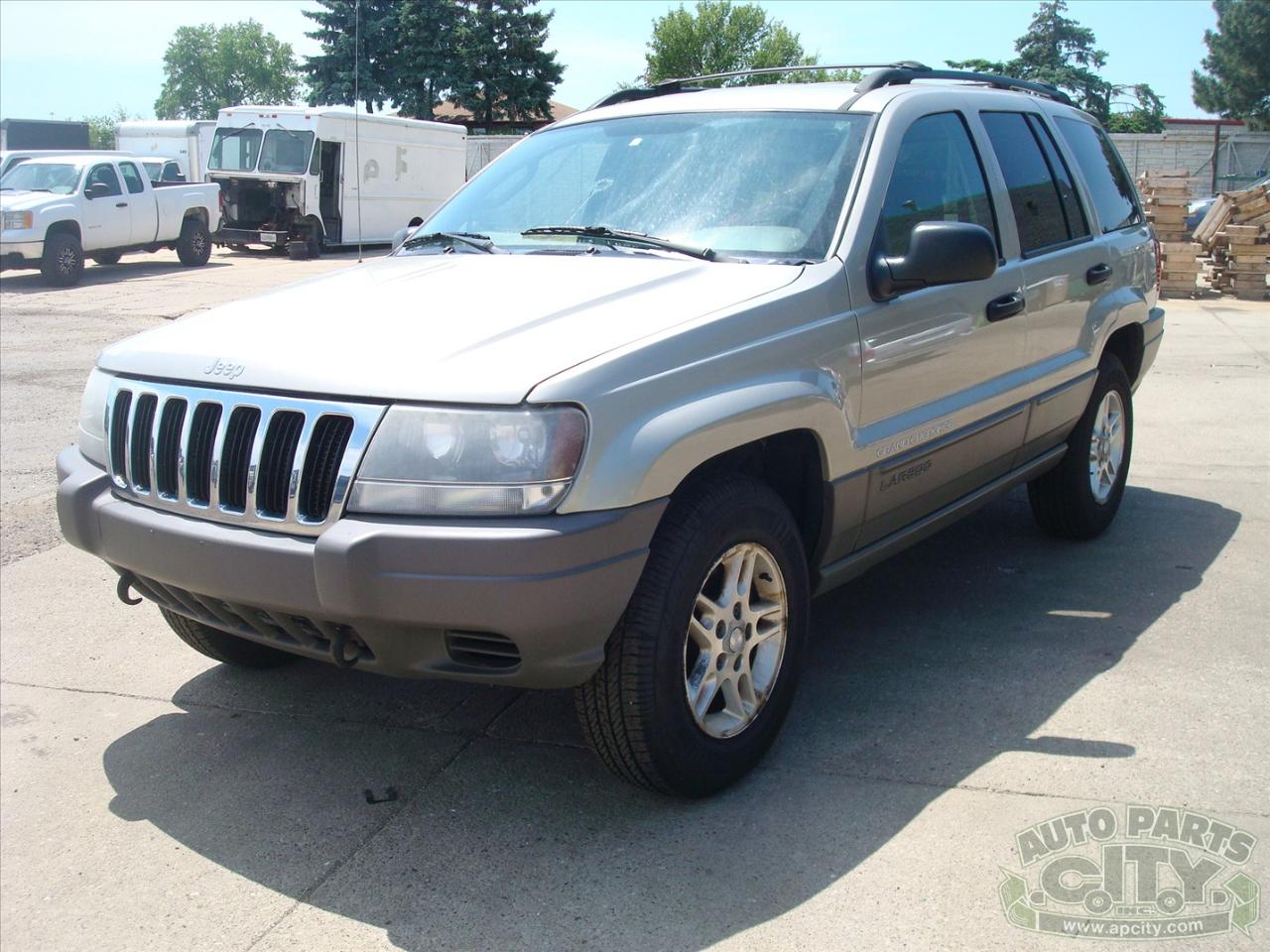 Jeep Grand Cherokee Laredo 4WD 2003