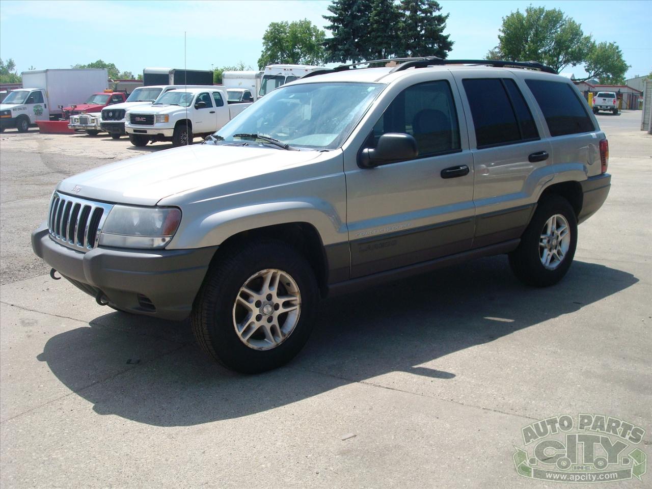 Jeep Grand Cherokee Laredo 4WD 2003