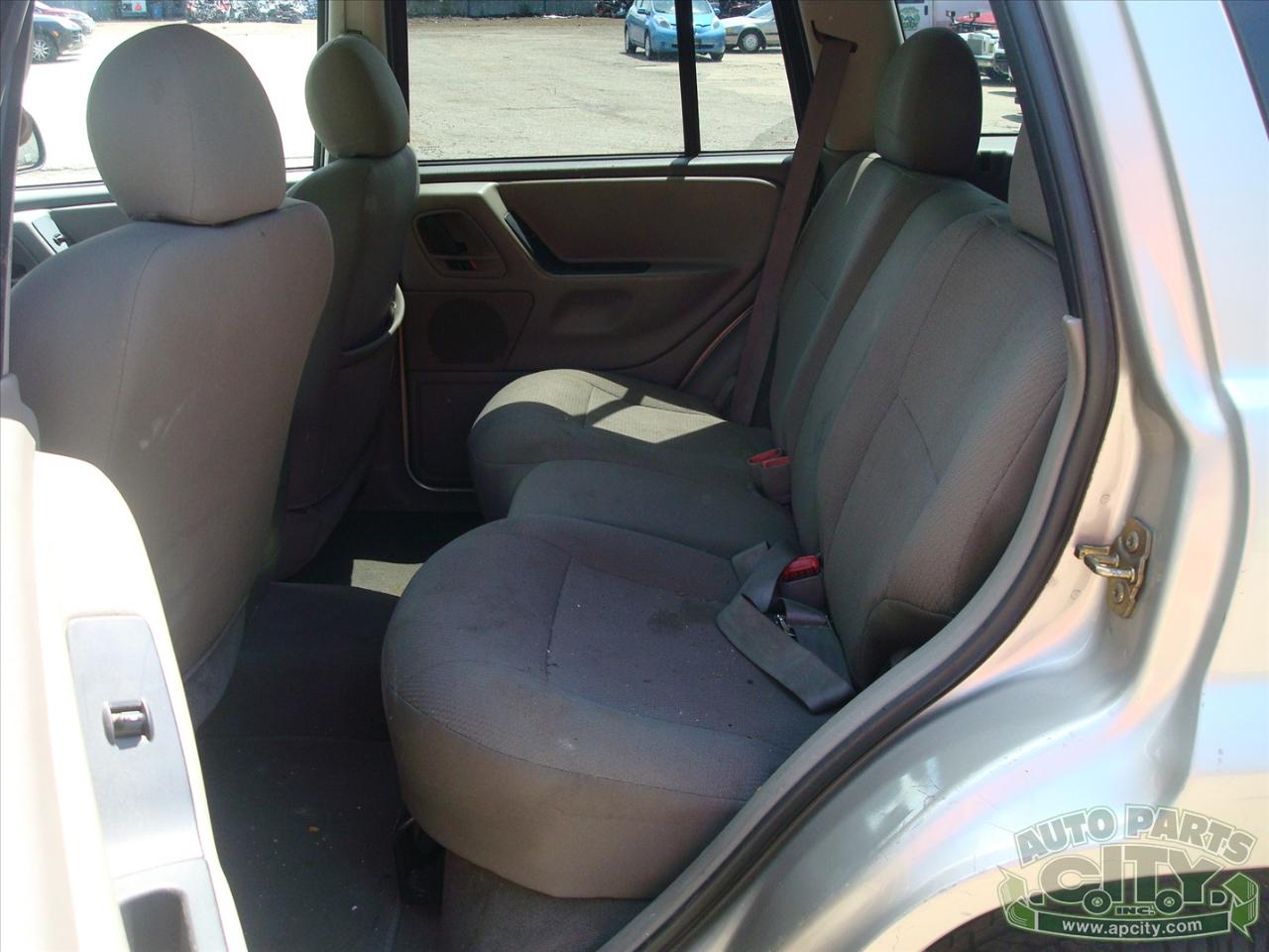 Jeep Grand Cherokee Laredo 4WD 2003