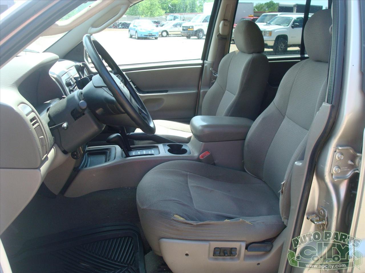 Jeep Grand Cherokee Laredo 4WD 2003