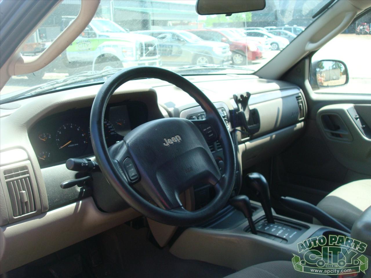 Jeep Grand Cherokee Laredo 4WD 2003