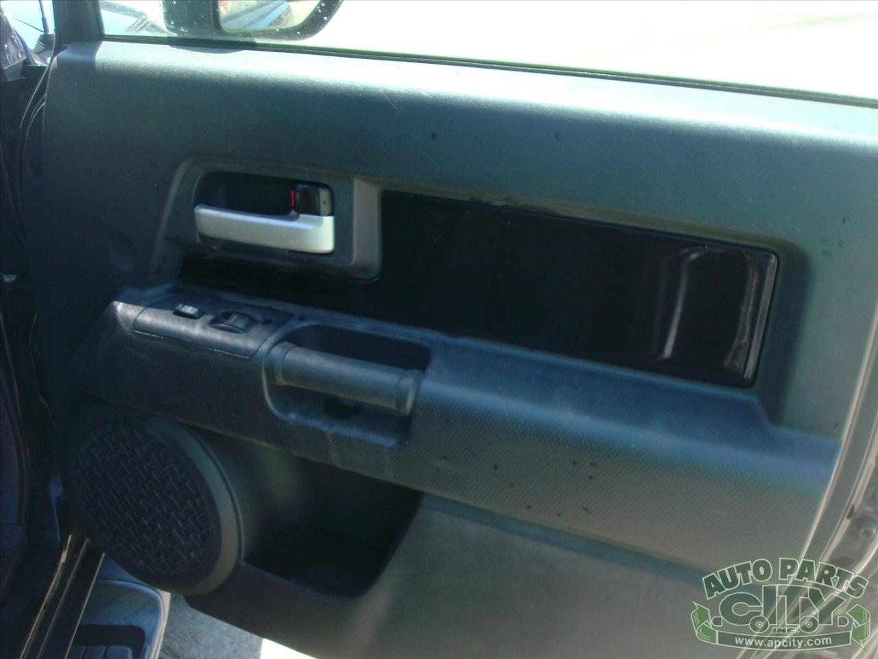 Toyota FJ Cruiser 4WD AT 2008