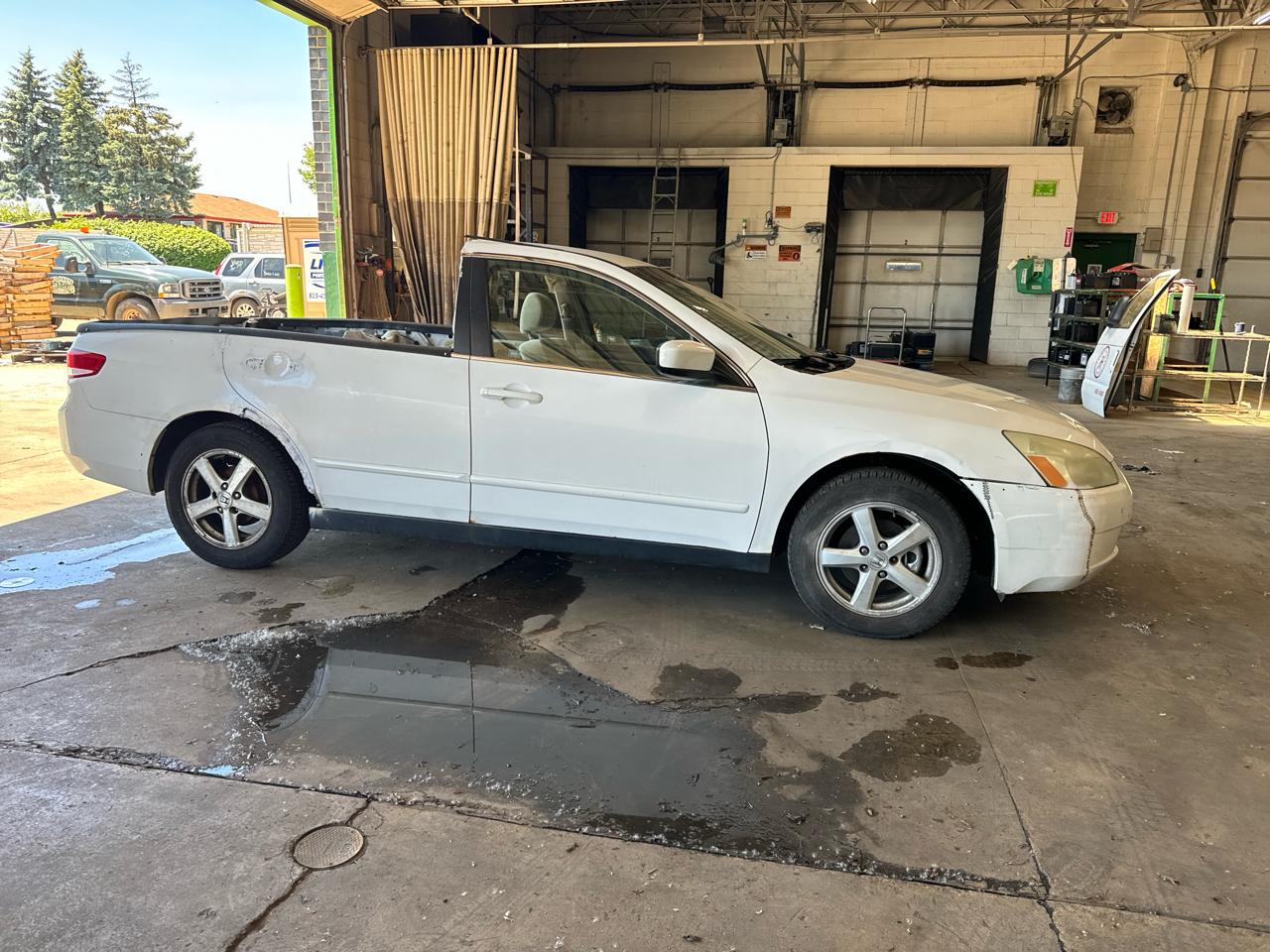 Honda Accord LX sedan 2004