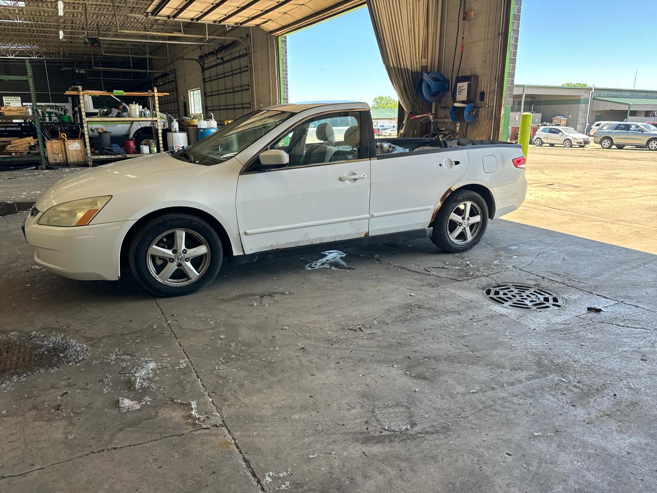 Honda Accord LX sedan 2004
