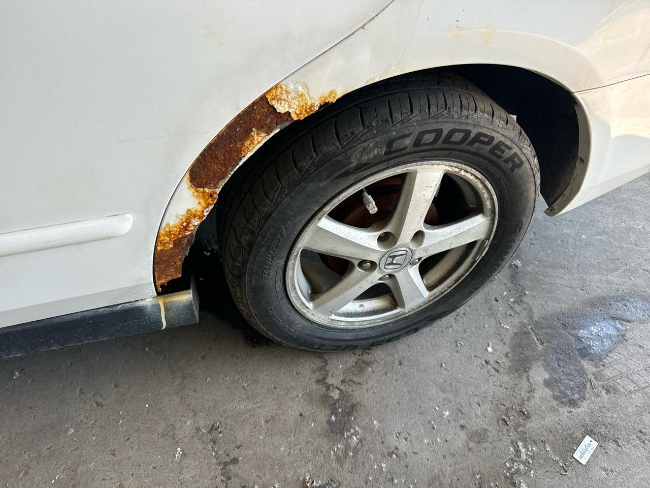 Honda Accord LX sedan 2004