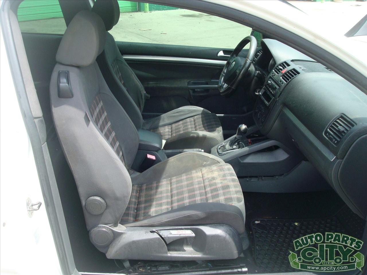 Volkswagen GTI 2.0T Coupe 2009