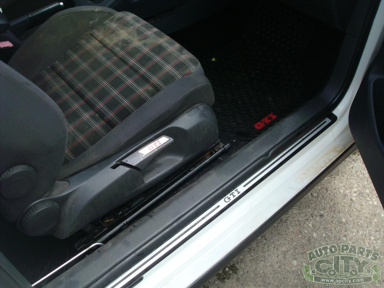 Volkswagen GTI 2.0T Coupe 2009
