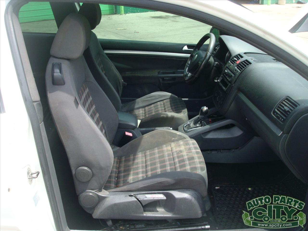 Volkswagen GTI 2.0T Coupe 2009