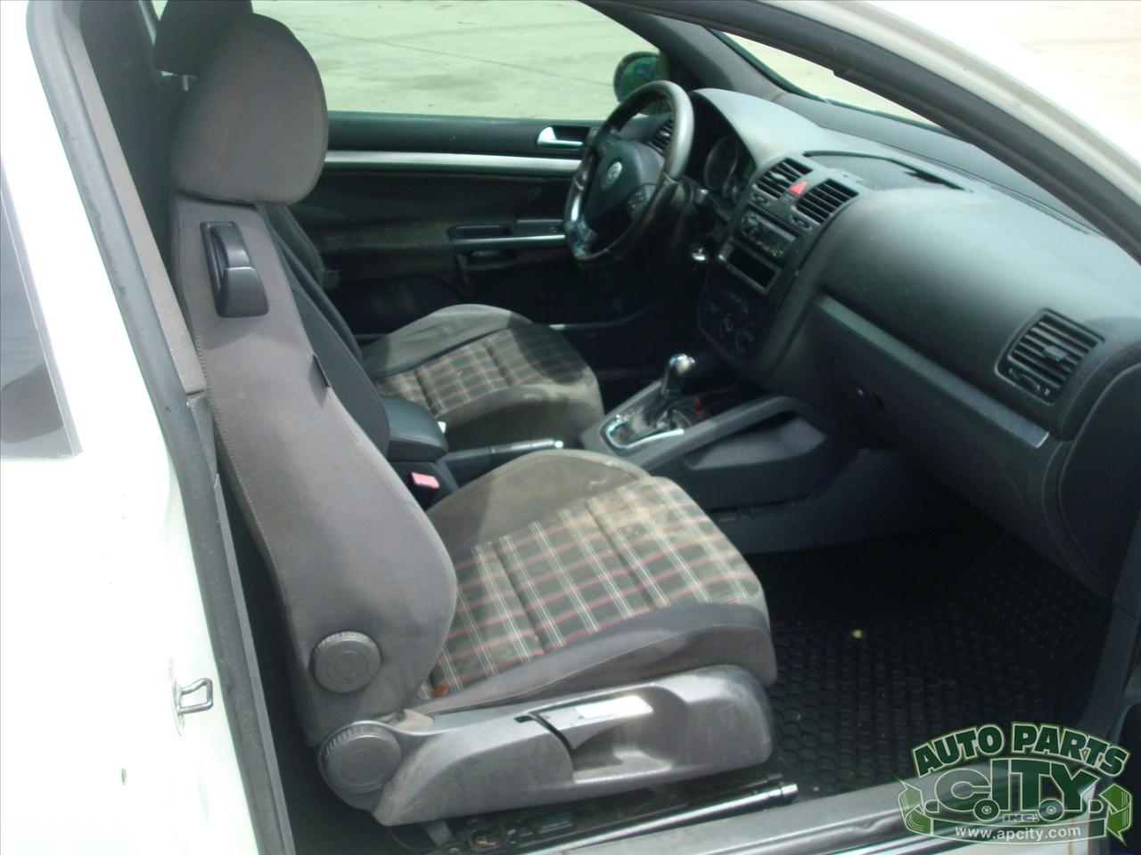 Volkswagen GTI 2.0T Coupe 2009