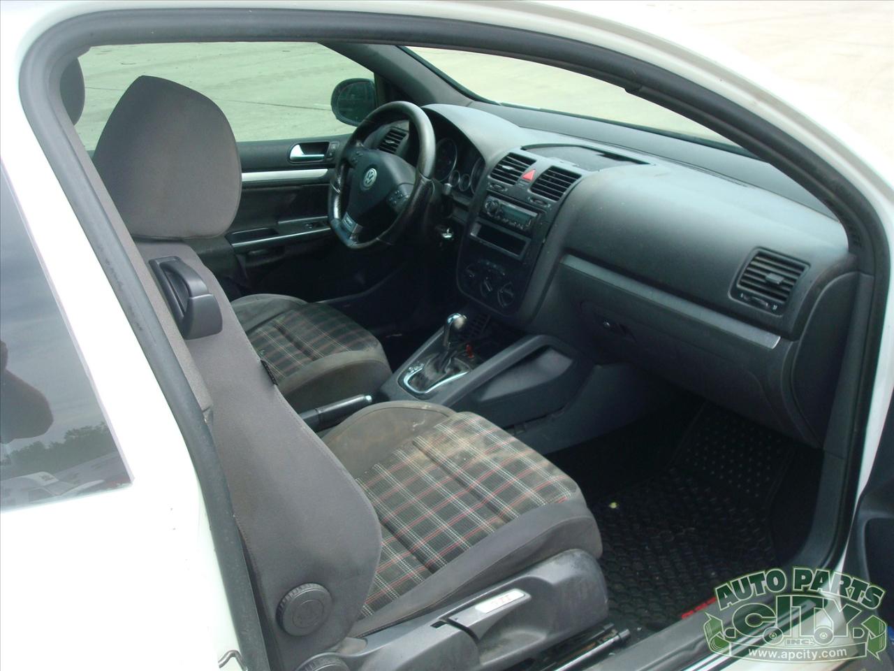 Volkswagen GTI 2.0T Coupe 2009