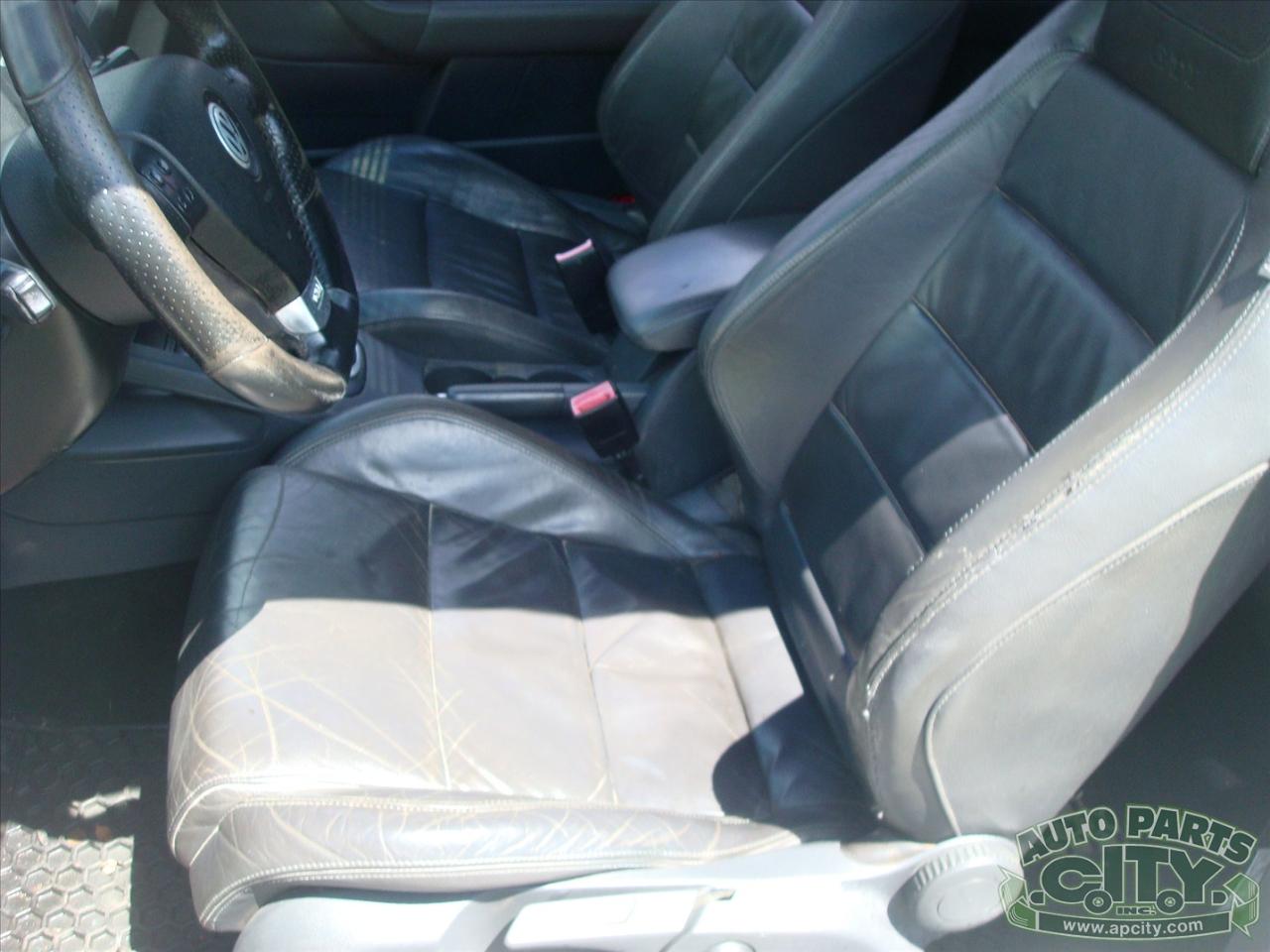 Volkswagen GTI 2.0T Coupe 2007