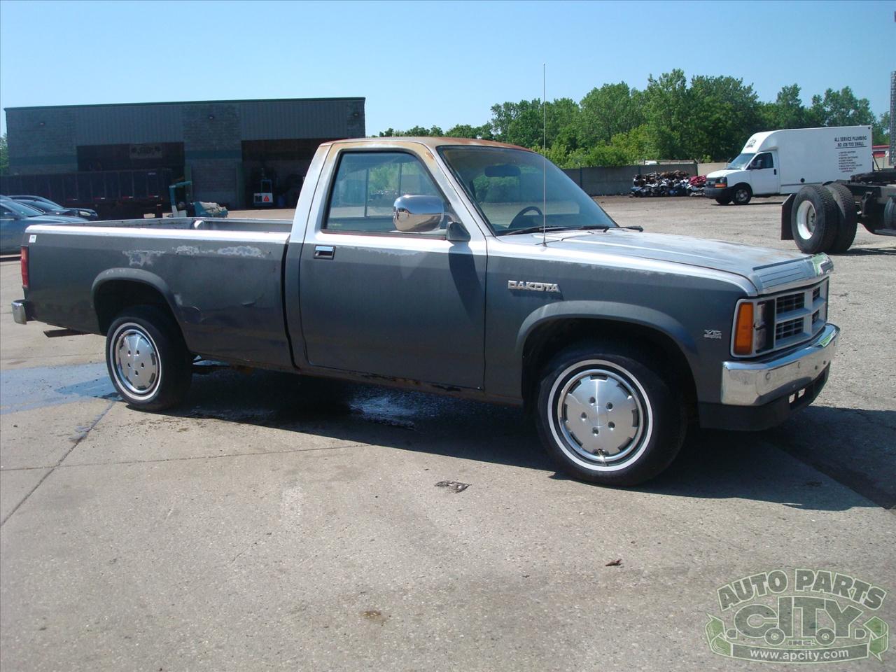 Dodge Dakota Reg. Cab 2WD 1988