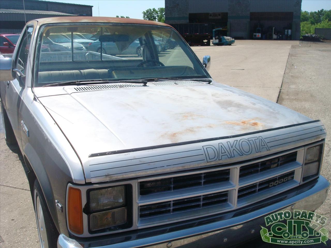 Dodge Dakota Reg. Cab 2WD 1988