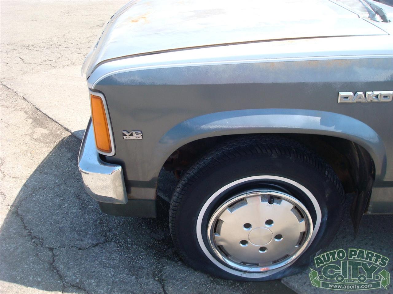 Dodge Dakota Reg. Cab 2WD 1988
