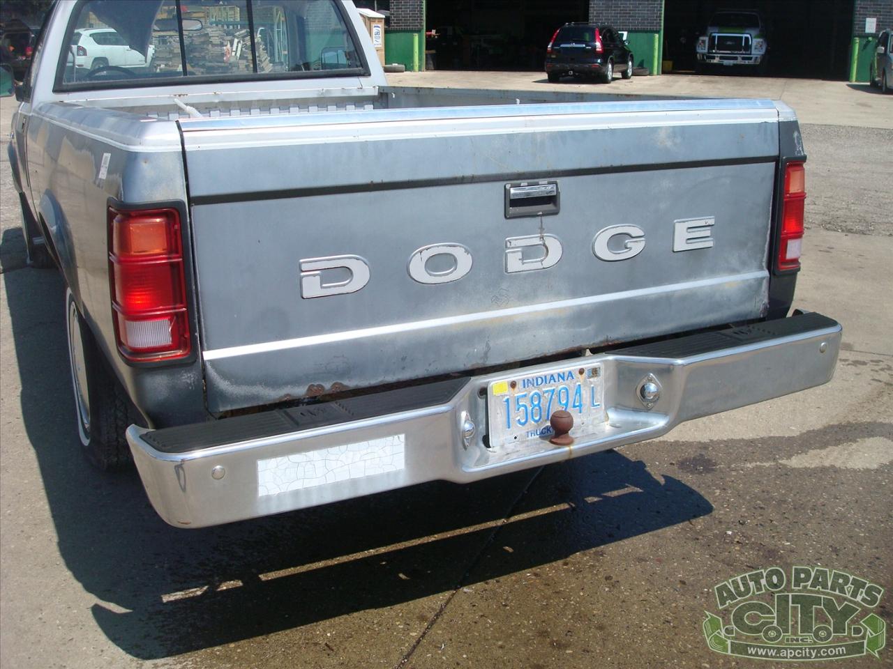 Dodge Dakota Reg. Cab 2WD 1988