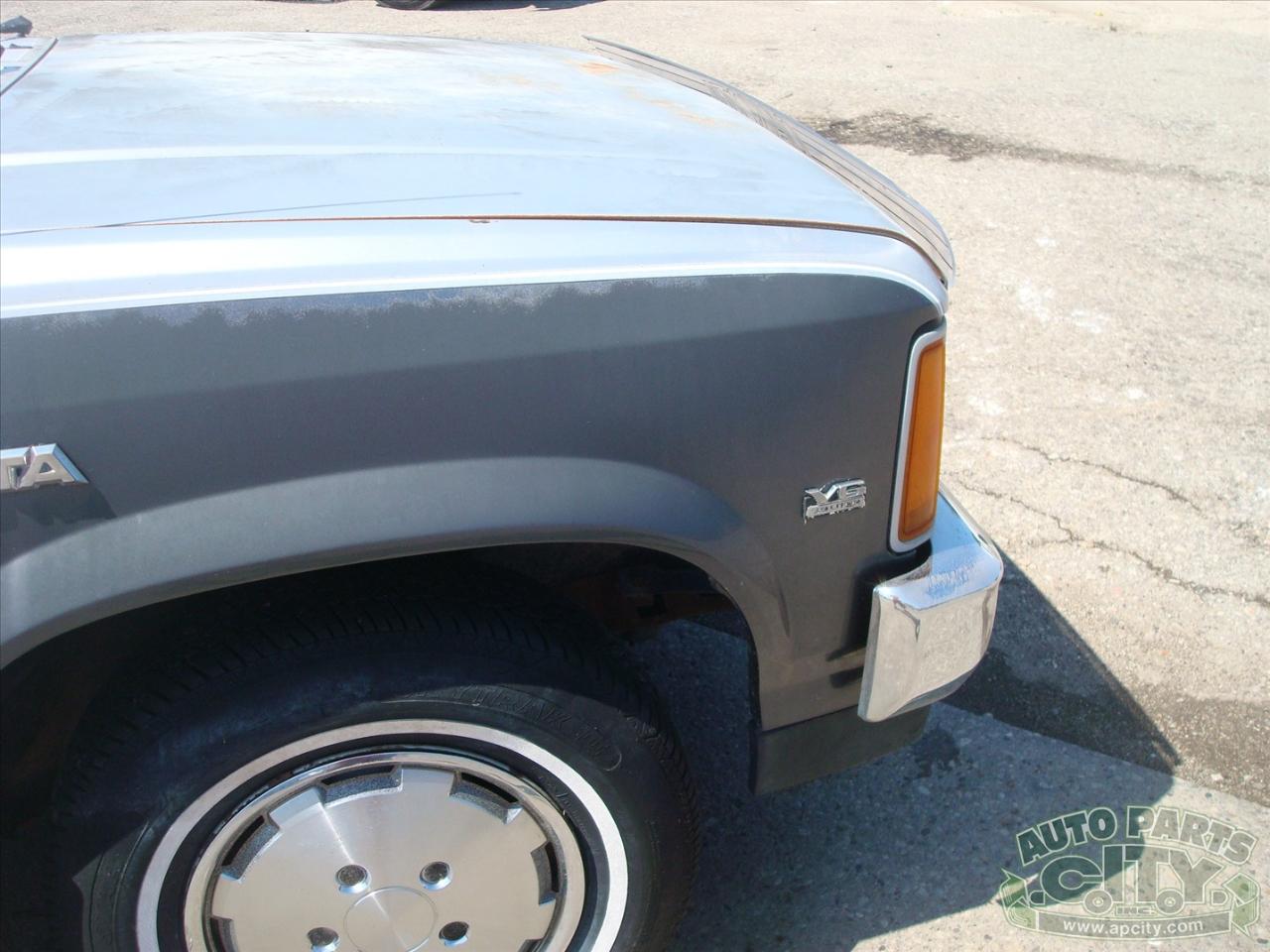 Dodge Dakota Reg. Cab 2WD 1988