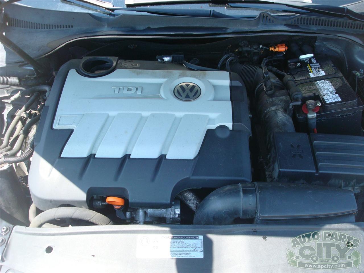 Volkswagen Jetta SportWagen 2.0L TDI 2011