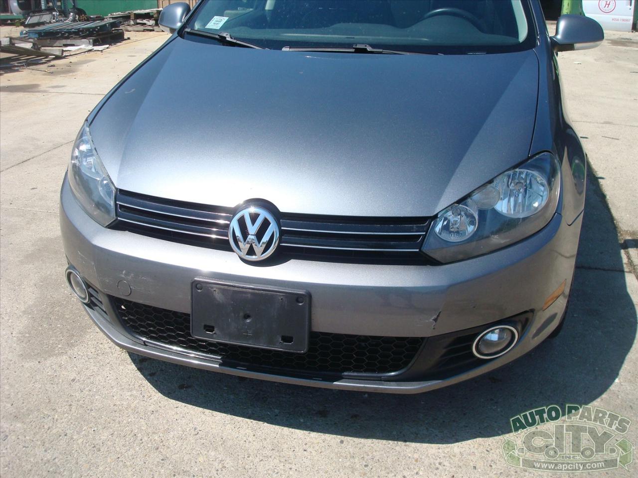 Volkswagen Jetta SportWagen 2.0L TDI 2011