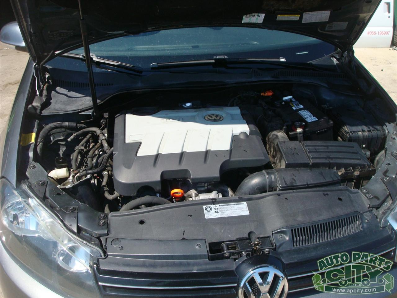 Volkswagen Jetta SportWagen 2.0L TDI 2011