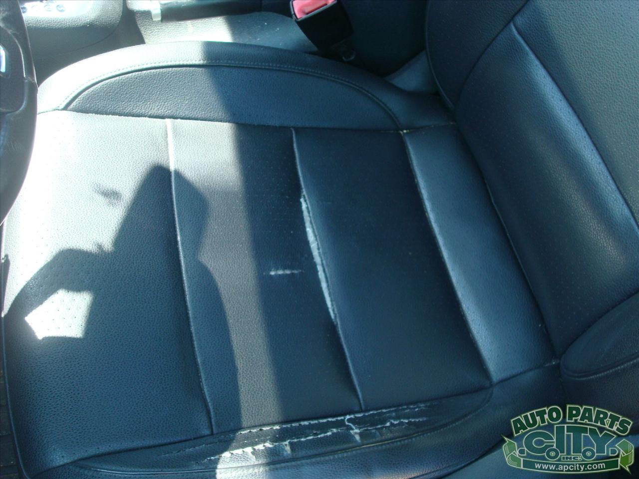 Volkswagen Jetta SportWagen 2.0L TDI 2011