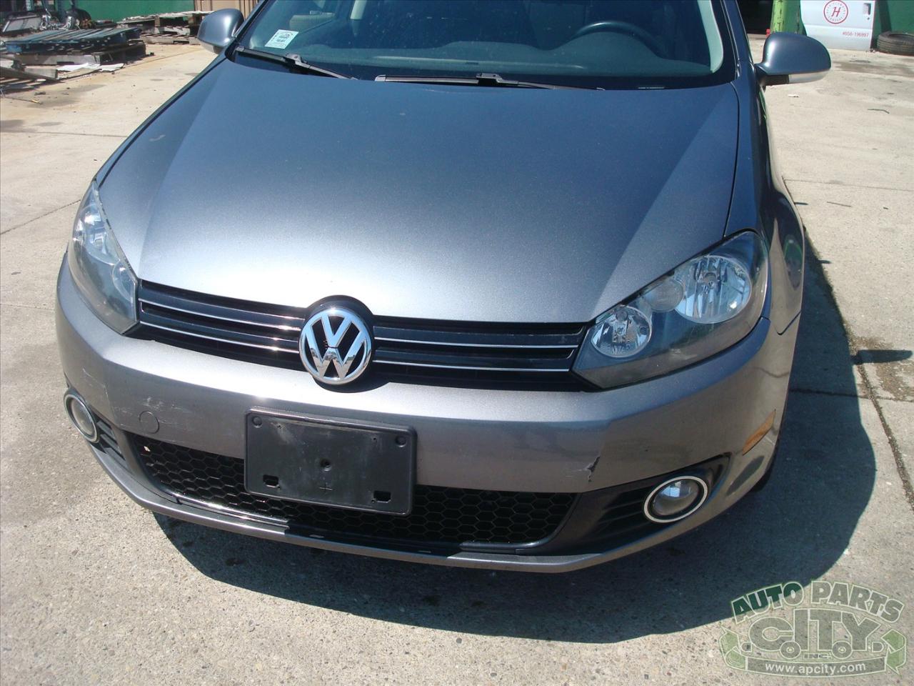 Volkswagen Jetta SportWagen 2.0L TDI 2011