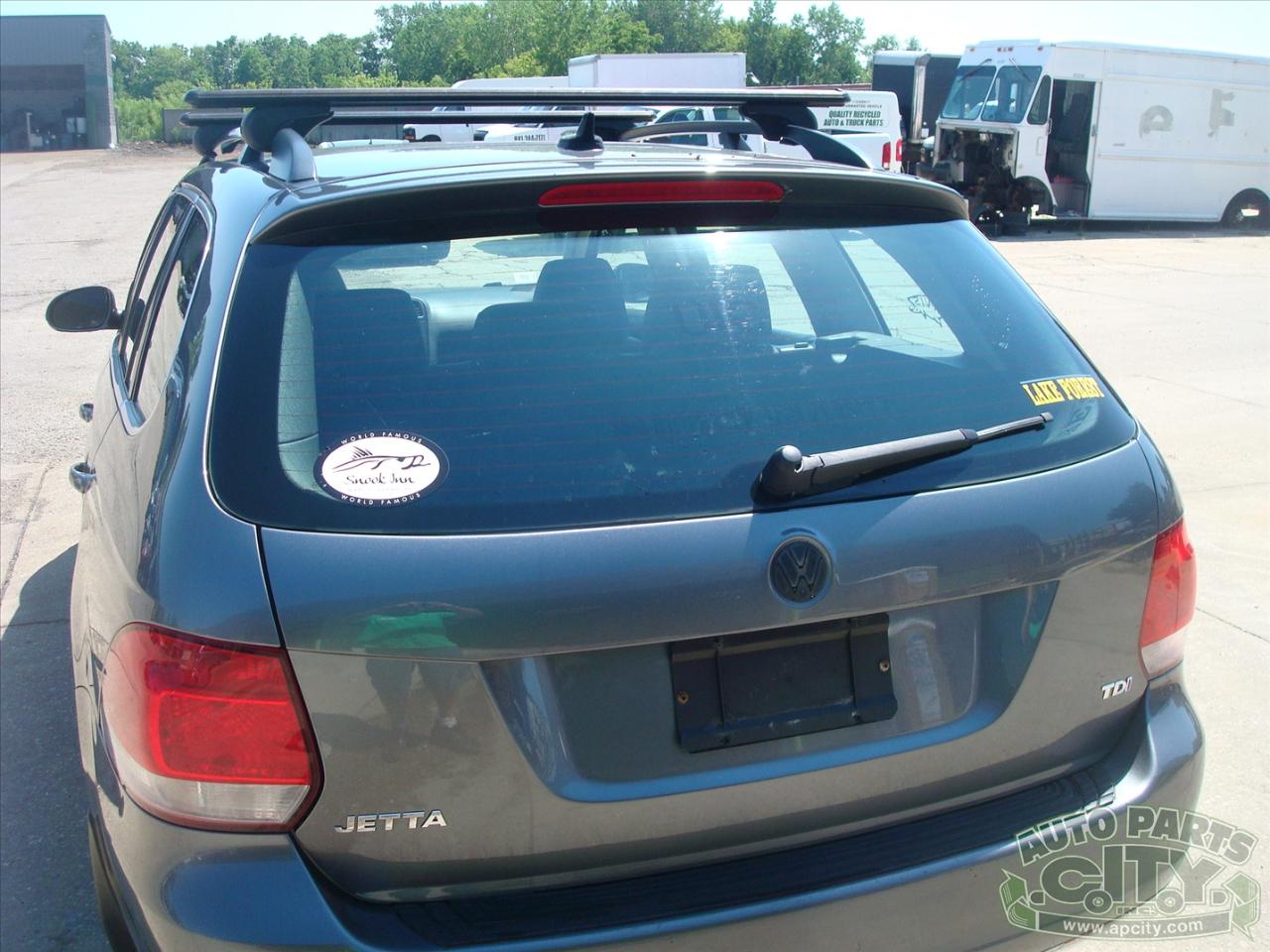 Volkswagen Jetta SportWagen 2.0L TDI 2011