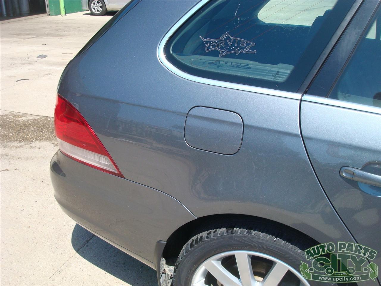 Volkswagen Jetta SportWagen 2.0L TDI 2011