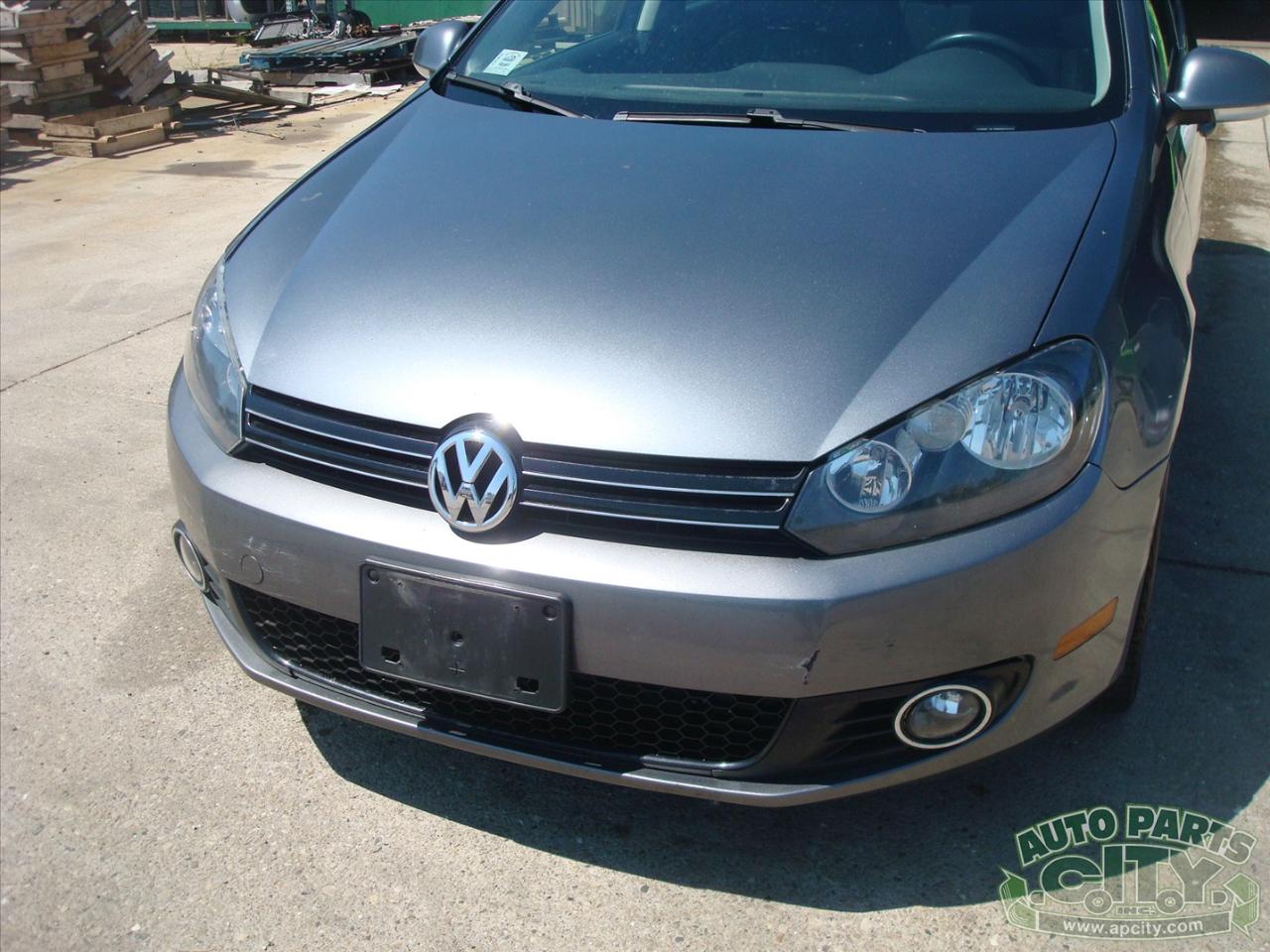 Volkswagen Jetta SportWagen 2.0L TDI 2011