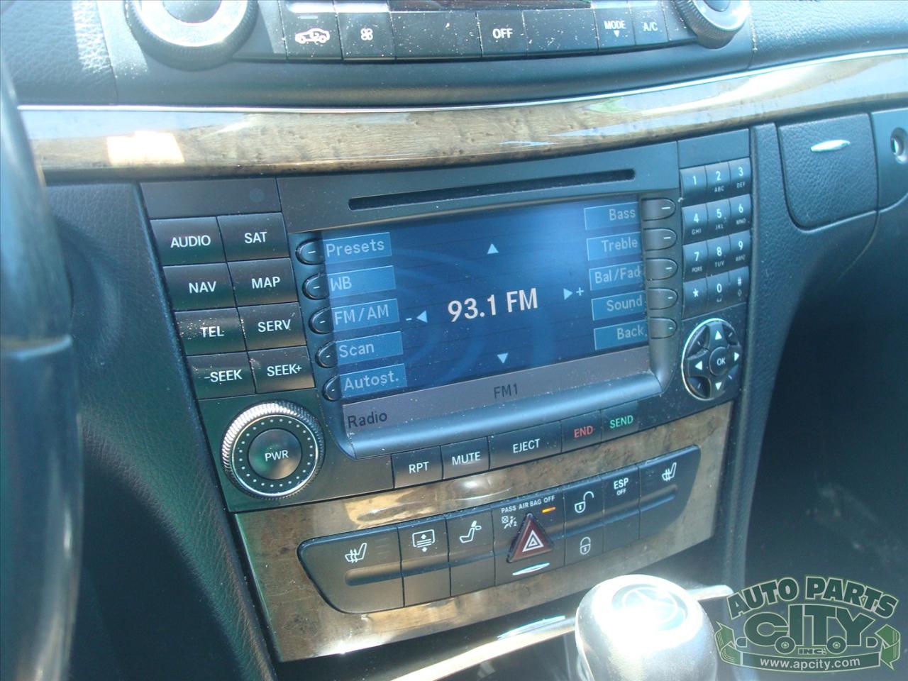 Mercedes-Benz E-Class E350 4MATIC Sedan 2008